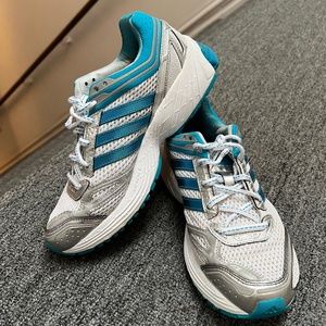 عميد adidas supernova adiprene 